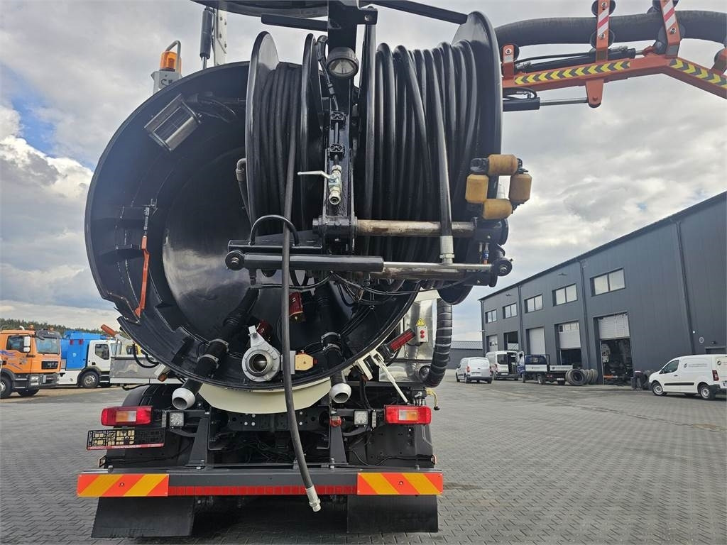Volvo WUKO ADR ROLBA FOR CLEANING CHANNELS COMBI - شاحنة الشفط: صورة 5 Volvo WUKO ADR ROLBA FOR CLEANING CHANNELS COMBI - شاحنة الشفط: صورة 5