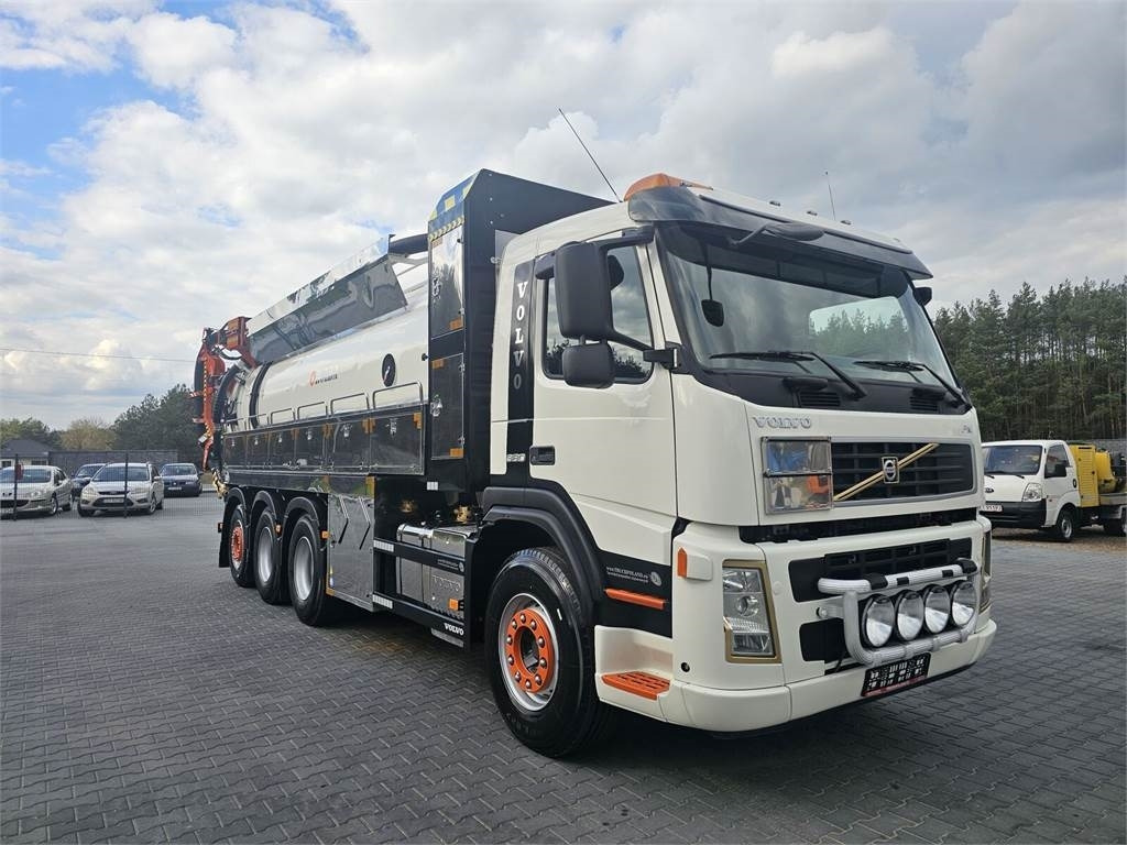 Volvo WUKO ADR ROLBA FOR CLEANING CHANNELS COMBI - شاحنة الشفط: صورة 3 Volvo WUKO ADR ROLBA FOR CLEANING CHANNELS COMBI - شاحنة الشفط: صورة 3