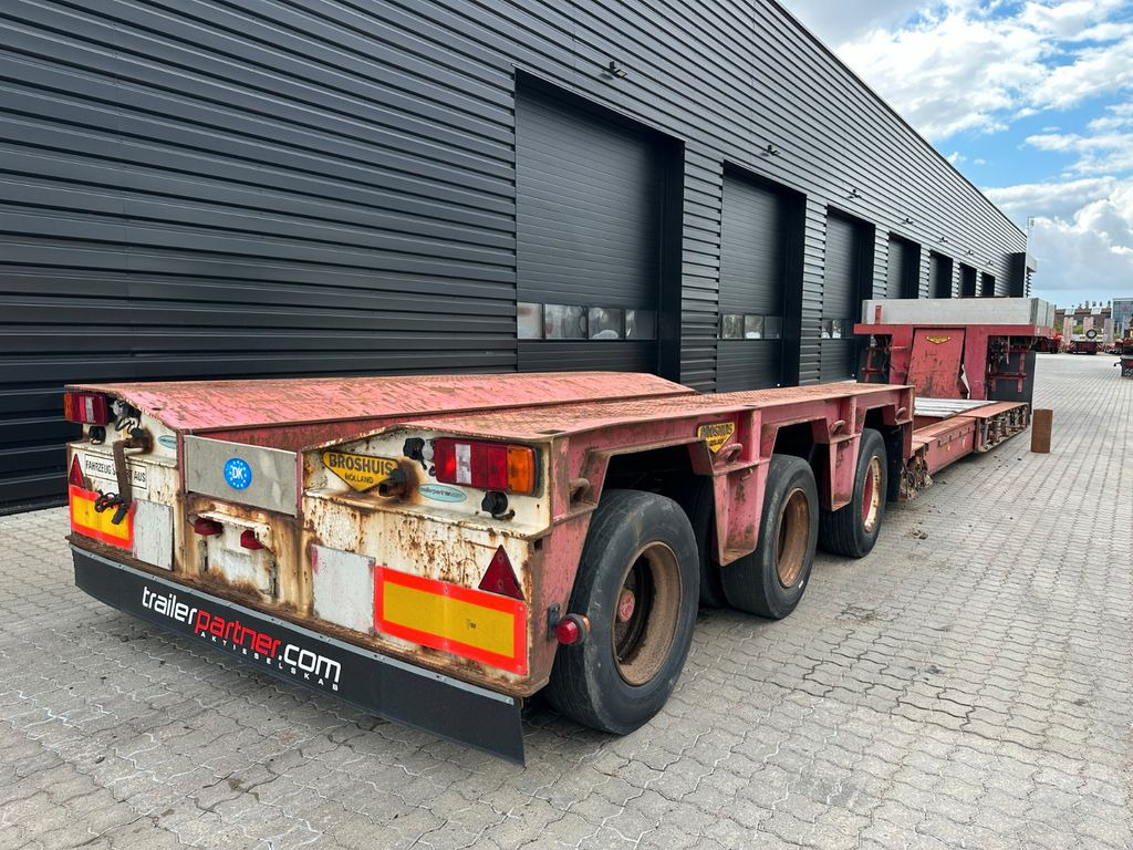 Broshuis Tiefbett / ausziehbar / 2 x verlängerungsträger Broshuis Tiefbett / ausziehbar / 2 x verlängerungsträger - عربة منخفضة مسطحة نصف مقطورة: صورة 3 Broshuis Tiefbett / ausziehbar / 2 x verlängerungsträger Broshuis Tiefbett / ausziehbar / 2 x verlängerungsträger - عربة منخفضة مسطحة نصف مقطورة: صورة 3