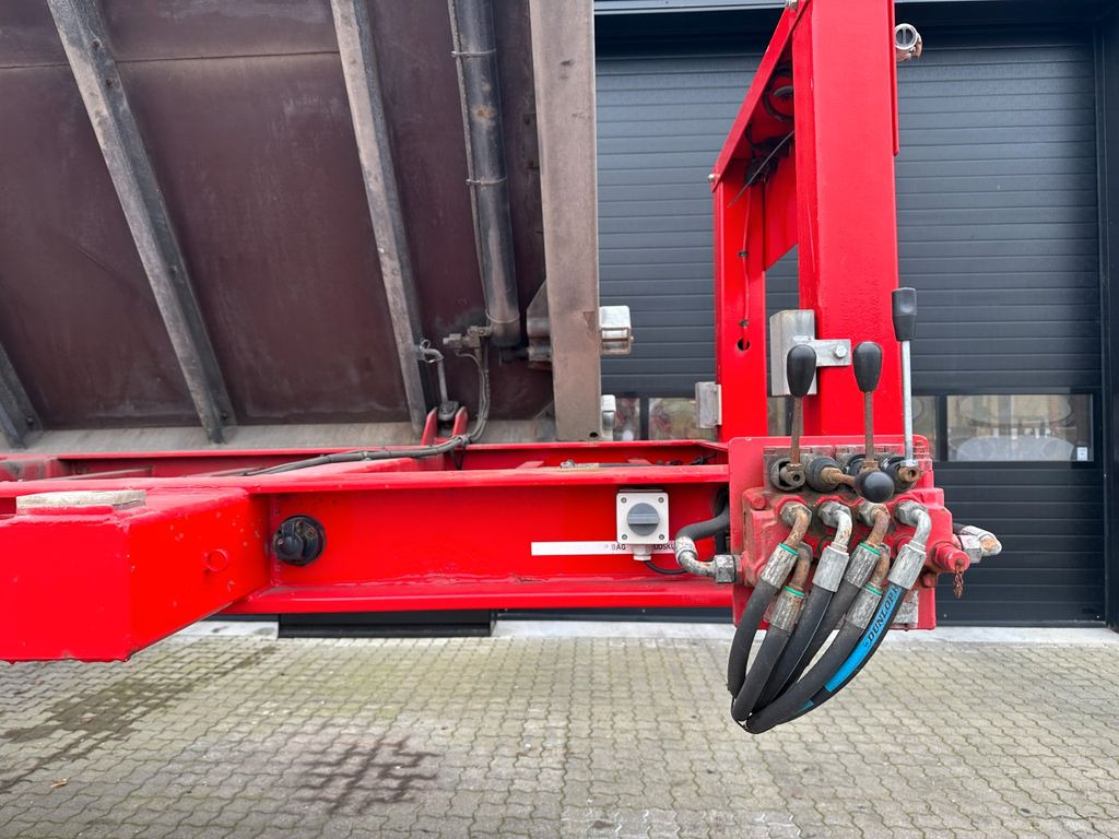 Faymonville Flandria 3 achs Schräglader Faymonville Flandria 3 achs Schräglader - عربة منخفضة مسطحة نصف مقطورة: صورة 3 Faymonville Flandria 3 achs Schräglader Faymonville Flandria 3 achs Schräglader - عربة منخفضة مسطحة نصف مقطورة: صورة 3