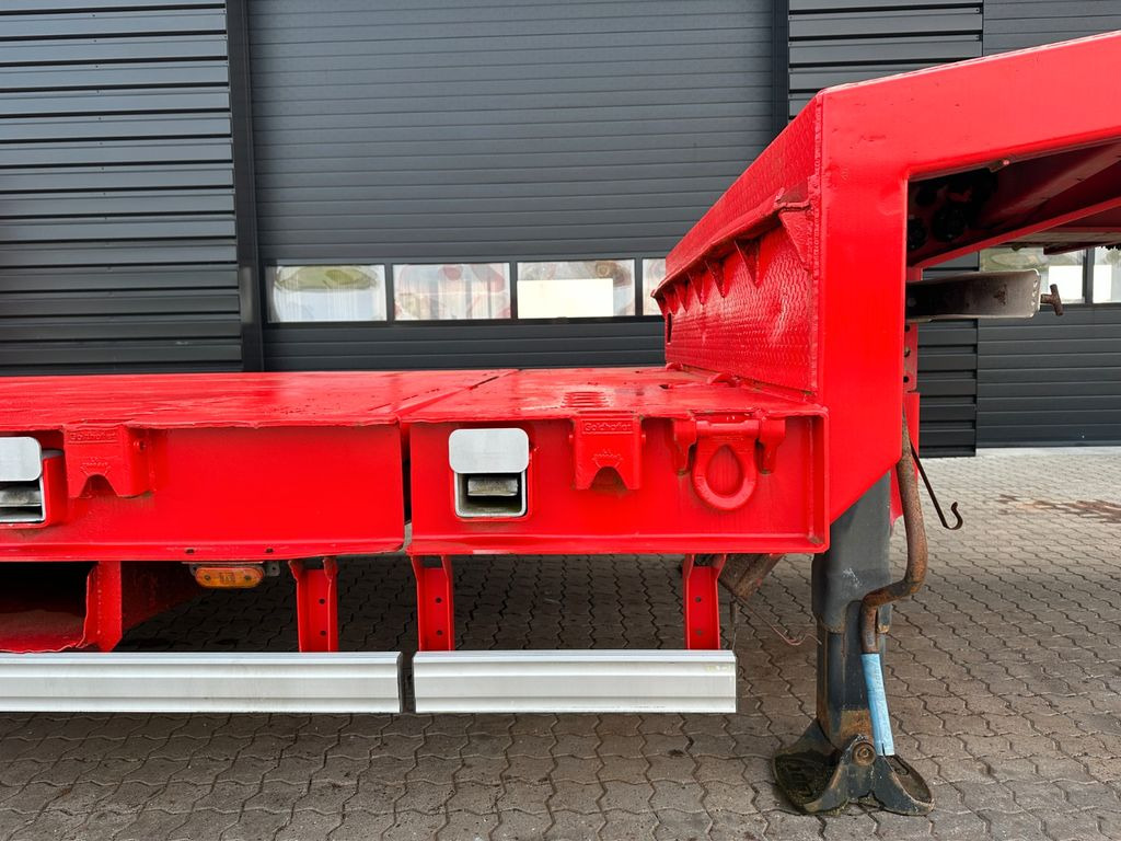 Goldhofer Tieflader / Zwangslenkung / ausziehbar - عربة منخفضة مسطحة نصف مقطورة: صورة 5 Goldhofer Tieflader / Zwangslenkung / ausziehbar - عربة منخفضة مسطحة نصف مقطورة: صورة 5