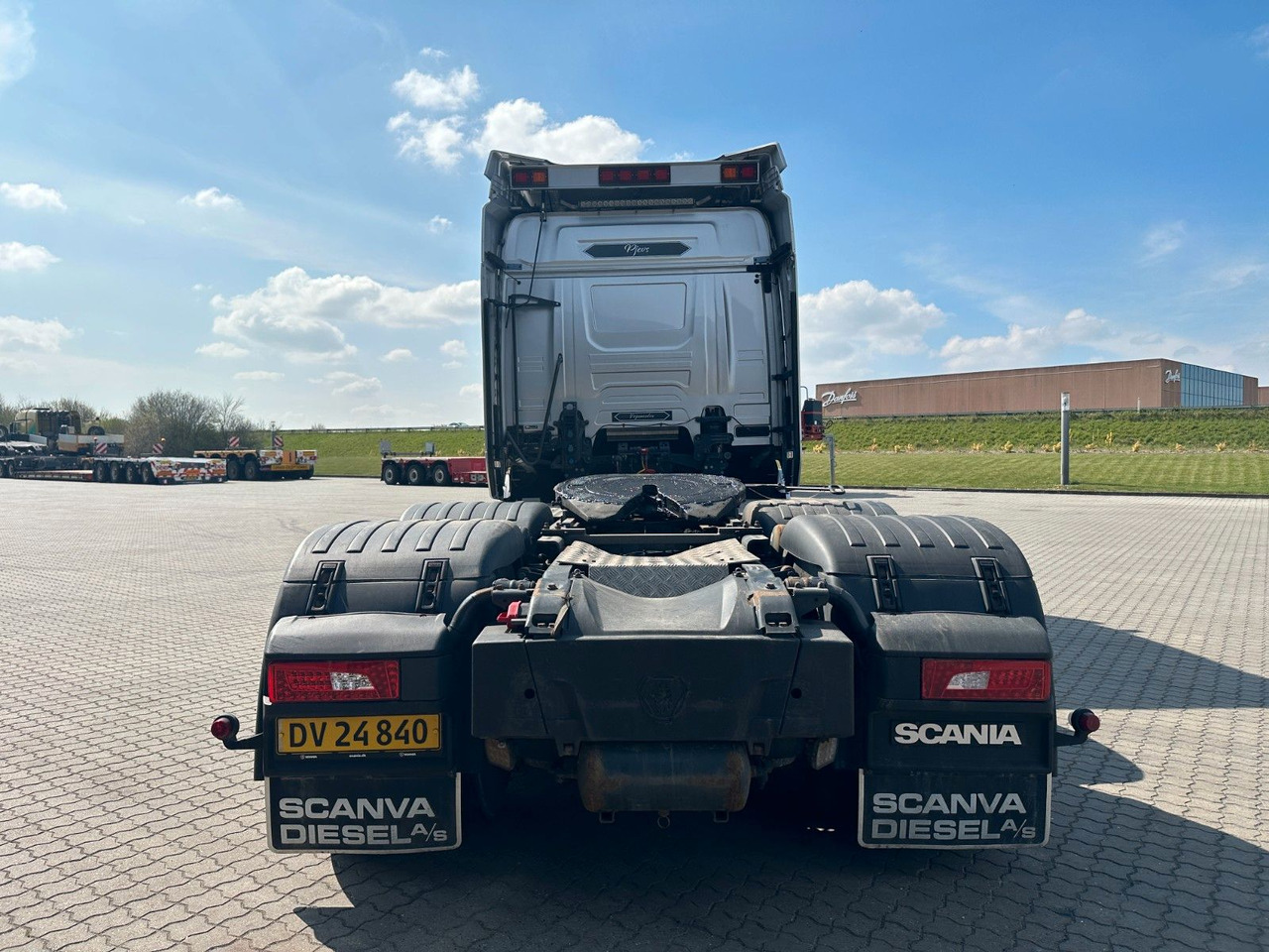 Scania R 730 6x4 Scania R 730 V8 6x4 - وحدة جر: صورة 4 Scania R 730 6x4 Scania R 730 V8 6x4 - وحدة جر: صورة 4