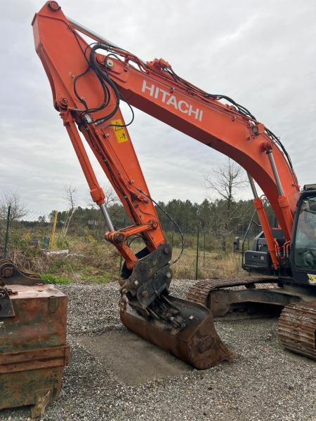 Hitachi ZX210LC 6 - حفار زحاف: صورة 2 Hitachi ZX210LC 6 - حفار زحاف: صورة 2
