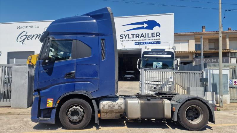 Iveco S-WAY 490 - وحدة جر: صورة 2 Iveco S-WAY 490 - وحدة جر: صورة 2