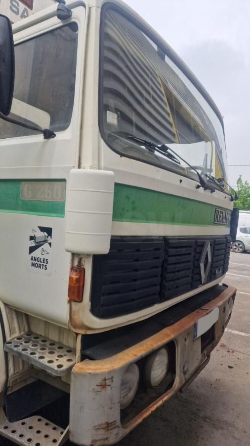 Renault Gamme G 260 - شاحنة مقفلة: صورة 4 Renault Gamme G 260 - شاحنة مقفلة: صورة 4