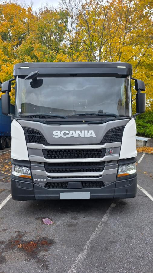 Scania P 320 - شاحنة الفريزر: صورة 2 Scania P 320 - شاحنة الفريزر: صورة 2