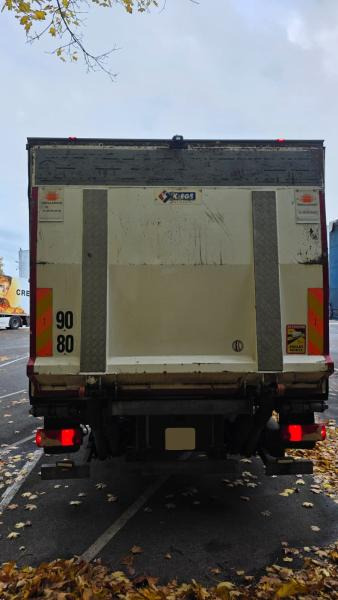 Scania P 320 - شاحنة الفريزر: صورة 5 Scania P 320 - شاحنة الفريزر: صورة 5