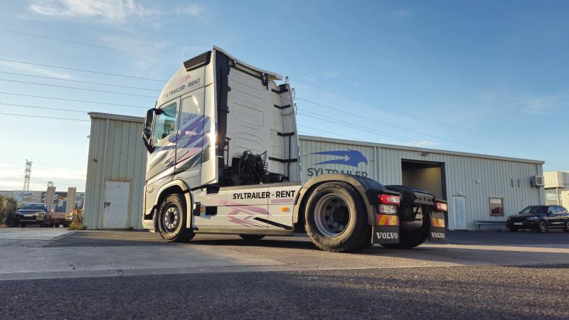 Volvo FH 500 AERO Globetrotter XXL (Location / Rent) - وحدة جر: صورة 2 Volvo FH 500 AERO Globetrotter XXL (Location / Rent) - وحدة جر: صورة 2