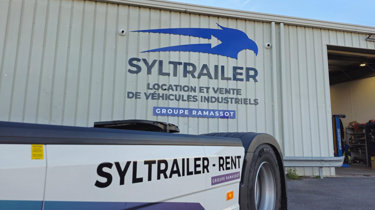 جديدة وحدة جر Volvo FH 500 Globetrotter XXL (Location / Rent): صورة 8