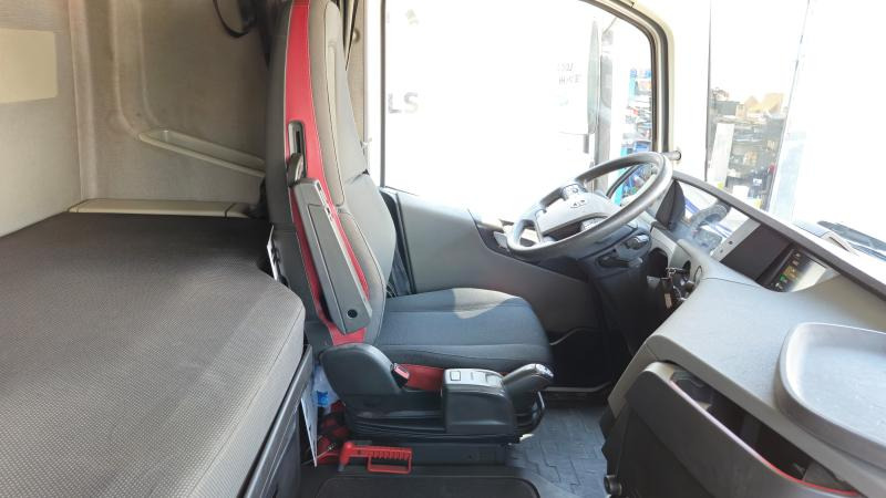 وحدة جر Volvo FH 500 Globetrotter: صورة 16