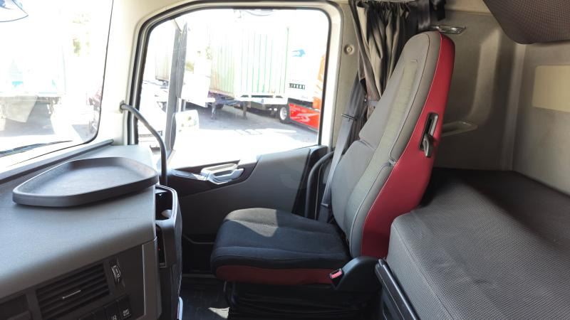 وحدة جر Volvo FH 500 Globetrotter: صورة 14