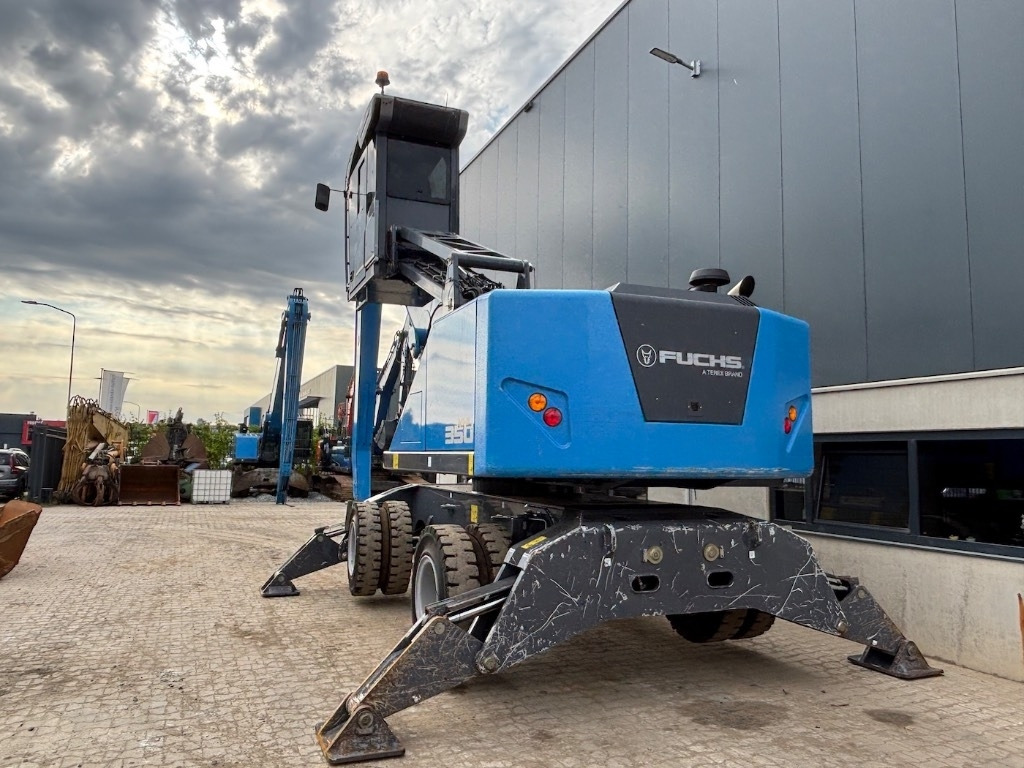 Fuchs MHL 350 F - MHL350F - MHL350 - معالج النفايات: صورة 4 Fuchs MHL 350 F - MHL350F - MHL350 - معالج النفايات: صورة 4