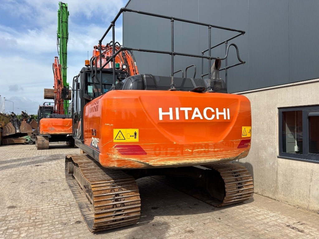 Hitachi ZX 210 LC-6 - ZX210 - حفار زحاف: صورة 4 Hitachi ZX 210 LC-6 - ZX210 - حفار زحاف: صورة 4