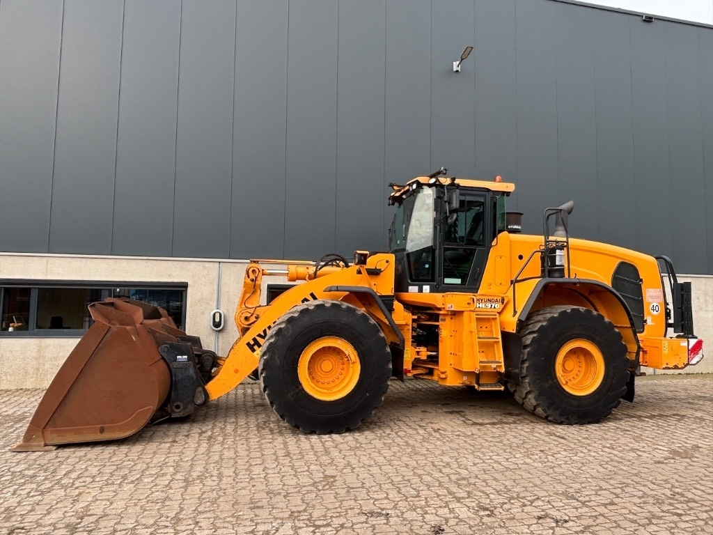 Hyundai HL 970 - HL970 - HL 975 - اللودر بعجل: صورة 2 Hyundai HL 970 - HL970 - HL 975 - اللودر بعجل: صورة 2