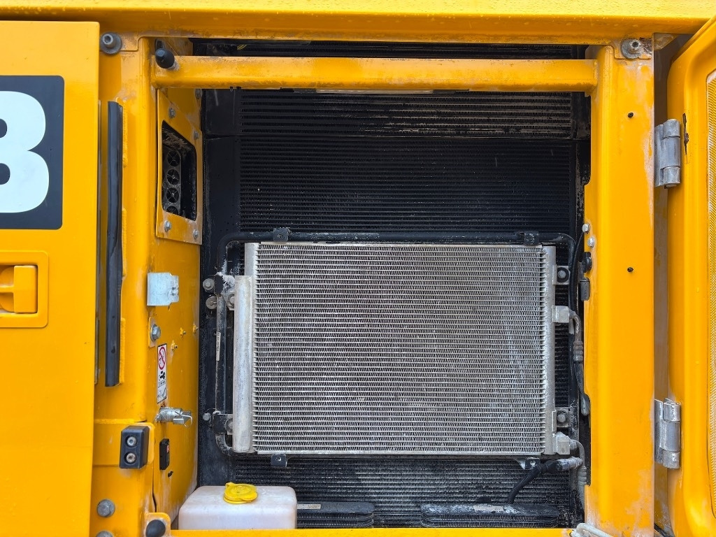 حفار زحاف JCB 220 X C - 220 XL - 220XL - 2.9 mtr wide only: صورة 24