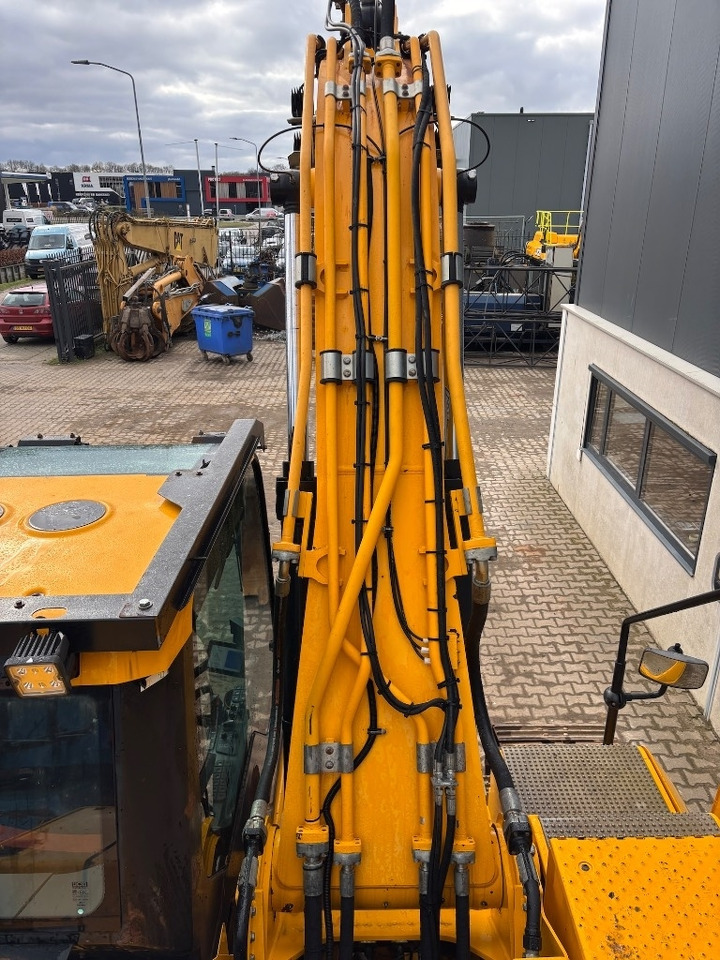 حفار زحاف JCB 220 XL 4F -- 220X lc -- 220 X LC: صورة 32 حفار زحاف JCB 220 XL 4F -- 220X lc -- 220 X LC: صورة 32