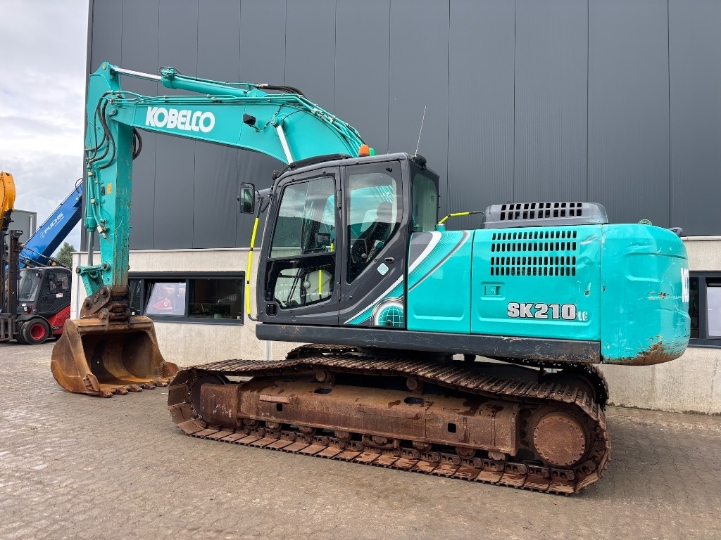 Kobelco SK 210 LC-10 - حفار زحاف: صورة 2 Kobelco SK 210 LC-10 - حفار زحاف: صورة 2