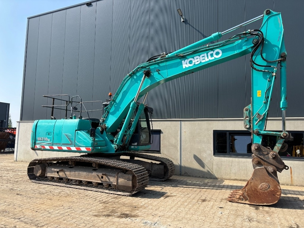 Kobelco SK 210 LC-9 - SK210 - SK 210  - حفار زحاف: صورة 5 Kobelco SK 210 LC-9 - SK210 - SK 210  - حفار زحاف: صورة 5