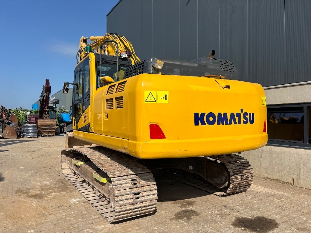 Komatsu HB 215LC-3 HB 215 - PC 210 - PC210LC-11 - حفار زحاف: صورة 3 Komatsu HB 215LC-3 HB 215 - PC 210 - PC210LC-11 - حفار زحاف: صورة 3