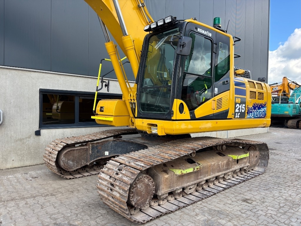 Komatsu HB 215LC-3 HB 215 - PC 210 - PC210LC-11 - حفار زحاف: صورة 5 Komatsu HB 215LC-3 HB 215 - PC 210 - PC210LC-11 - حفار زحاف: صورة 5