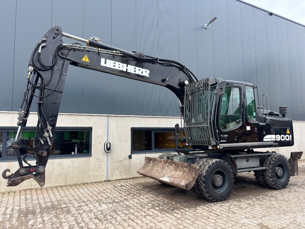 Liebherr A 900 C - A900 - A 904 C - حفارة دولاب: صورة 1 Liebherr A 900 C - A900 - A 904 C - حفارة دولاب: صورة 1