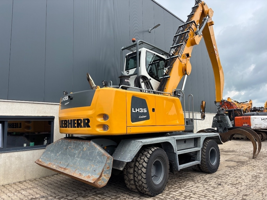 Liebherr LH 35 Timber Litronic - LH 30 - LH 40 - معالج النفايات: صورة 4 Liebherr LH 35 Timber Litronic - LH 30 - LH 40 - معالج النفايات: صورة 4