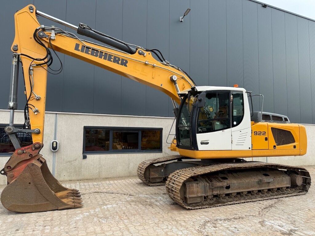 Liebherr R 922 LC - R922LC - R 922 - حفار زحاف: صورة 1 Liebherr R 922 LC - R922LC - R 922 - حفار زحاف: صورة 1