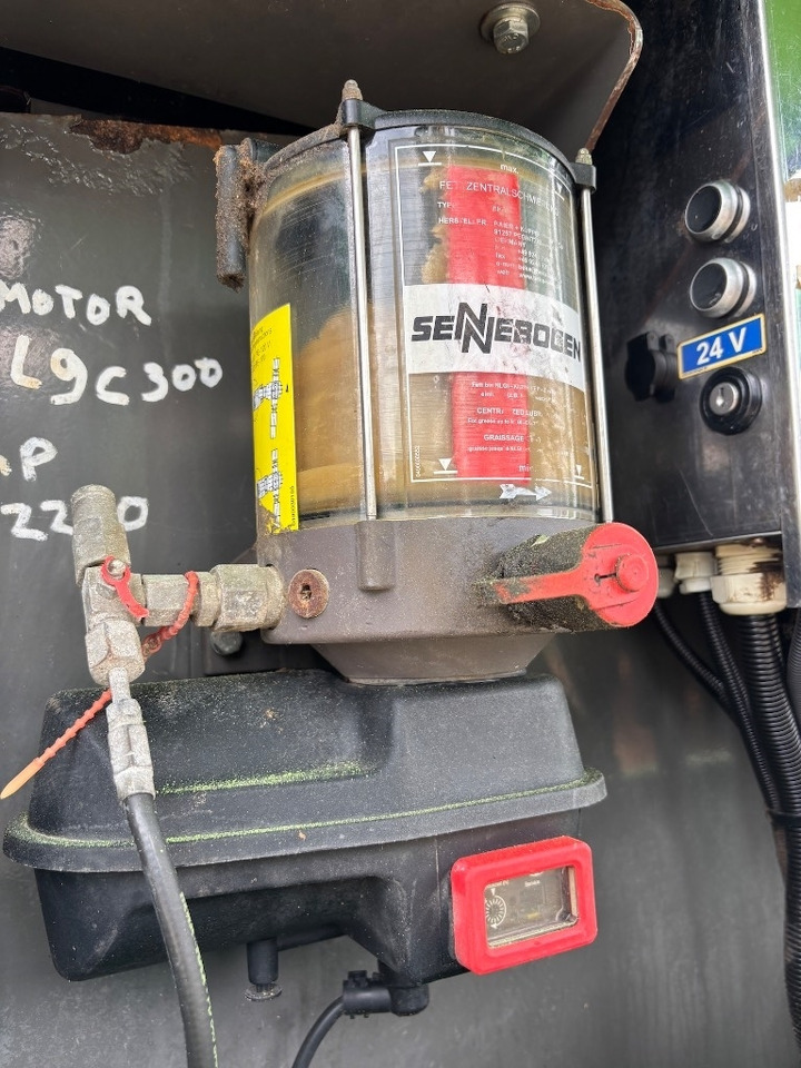 معالج النفايات Sennebogen 835 M - 835E: صورة 34 معالج النفايات Sennebogen 835 M - 835E: صورة 34