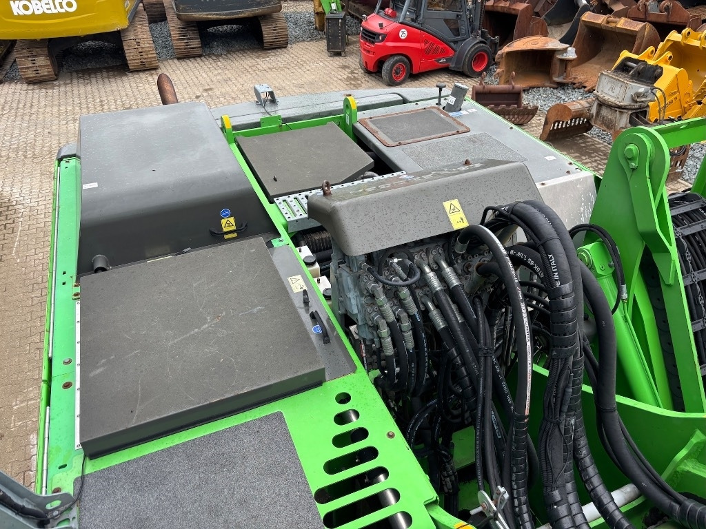 معالج النفايات Sennebogen 835 M - 835E: صورة 36 معالج النفايات Sennebogen 835 M - 835E: صورة 36