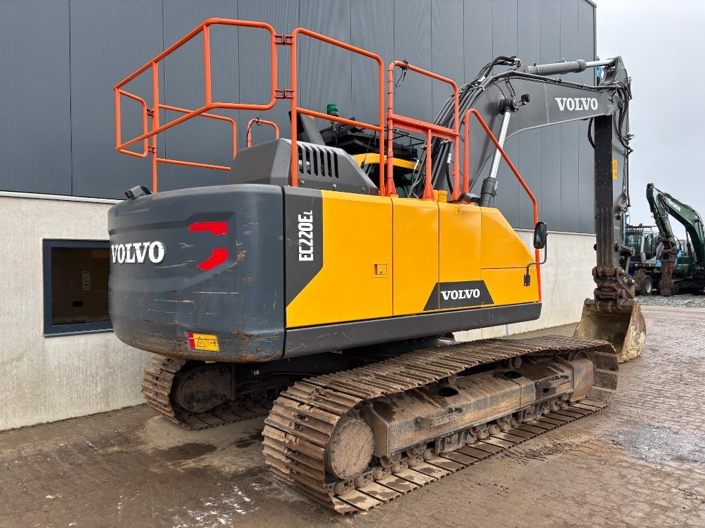 Volvo EC 220 E L - EC220EL - 220EL  - حفار زحاف: صورة 4 Volvo EC 220 E L - EC220EL - 220EL  - حفار زحاف: صورة 4