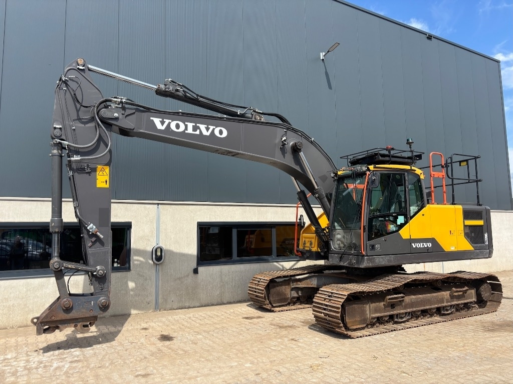 Volvo EC 220 E L - EC220  - حفار زحاف: صورة 1 Volvo EC 220 E L - EC220  - حفار زحاف: صورة 1