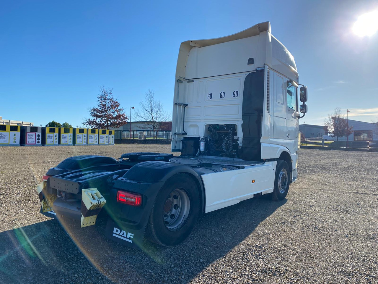 DAF XF530 Super Space Cab - وحدة جر: صورة 3 DAF XF530 Super Space Cab - وحدة جر: صورة 3