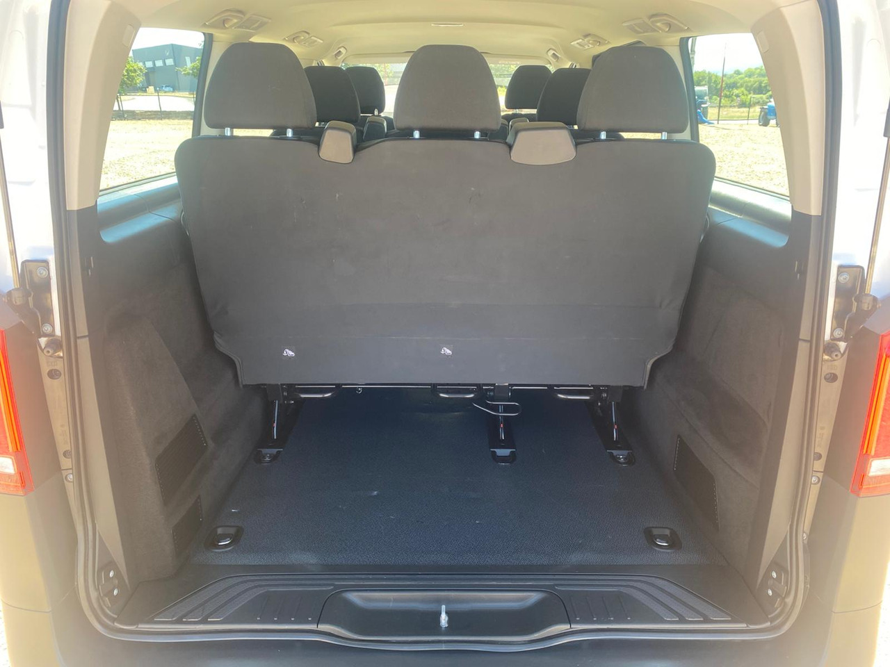 ميكروباص MERCEDES-BENZ Vito Tourer 114 CDI 136 Long Pro 9G-Tronic 8 Places: صورة 11