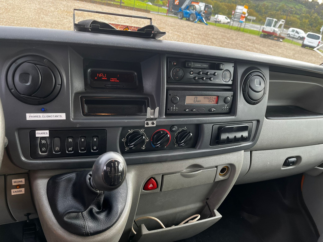 شاحنة مقفلة RENAULT Mascott DCI 160 CAISSE + HAYON: صورة 7 شاحنة مقفلة RENAULT Mascott DCI 160 CAISSE + HAYON: صورة 7