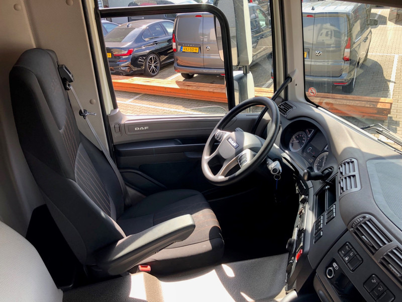 DAF CF 260 FA / Carrier Koeler / Chereau Frigo Box / Laadklep / APK TUV 09-26 - شاحنة الفريزر: صورة 3 DAF CF 260 FA / Carrier Koeler / Chereau Frigo Box / Laadklep / APK TUV 09-26 - شاحنة الفريزر: صورة 3