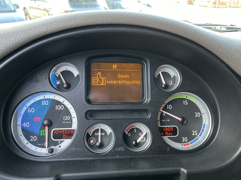 DAF CF 75 310 Euro 5 / Curtainside Box / Loadlift / Trailer Coupling - شاحنة ستارة: صورة 4 DAF CF 75 310 Euro 5 / Curtainside Box / Loadlift / Trailer Coupling - شاحنة ستارة: صورة 4