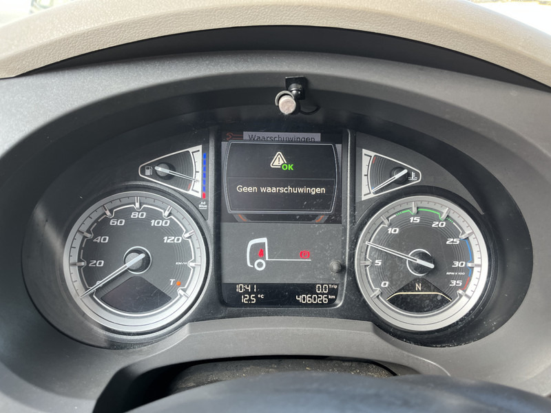 DAF LF 210 FA / 12 Ton / 406 dkm / Box / Loadlift / NL Truck - شاحنة مقفلة: صورة 4 DAF LF 210 FA / 12 Ton / 406 dkm / Box / Loadlift / NL Truck - شاحنة مقفلة: صورة 4