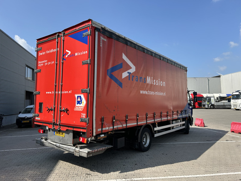 DAF LF 210 FA / 361 dkm / Curtainside / Loadlift / NL Truck - شاحنة ستارة: صورة 2 DAF LF 210 FA / 361 dkm / Curtainside / Loadlift / NL Truck - شاحنة ستارة: صورة 2