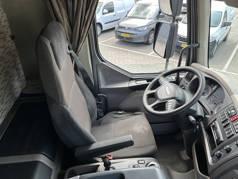 DAF LF 310 FA / Effer 175.2/3s Crane / 728 dkm / Flat Bed / APK TUV 10-25 - شاحنة كرين: صورة 3 DAF LF 310 FA / Effer 175.2/3s Crane / 728 dkm / Flat Bed / APK TUV 10-25 - شاحنة كرين: صورة 3