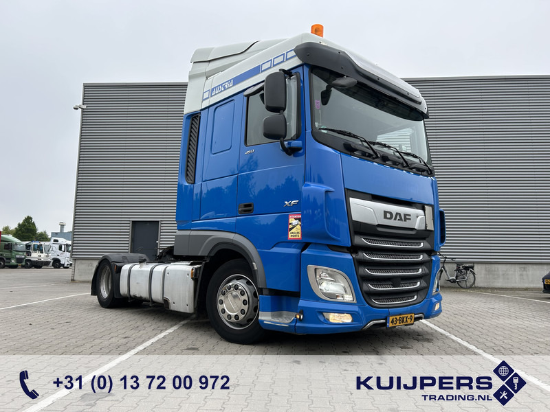 DAF XF 450 FT SC / Mega - Lowdeck / 681 dkm / 2 Tanks / Tacho V2 / Stand Airco - وحدة جر: صورة 1 DAF XF 450 FT SC / Mega - Lowdeck / 681 dkm / 2 Tanks / Tacho V2 / Stand Airco - وحدة جر: صورة 1