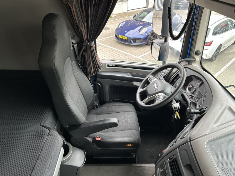 DAF XF 450 FT SC / Mega - Lowdeck / 681 dkm / 2 Tanks / Tacho V2 / Stand Airco - وحدة جر: صورة 3 DAF XF 450 FT SC / Mega - Lowdeck / 681 dkm / 2 Tanks / Tacho V2 / Stand Airco - وحدة جر: صورة 3