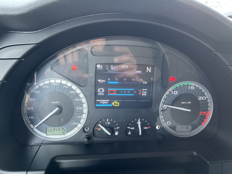 Iveco S-Way AT 420 / Full LED / 569 dkm / 2 Tanks / 2 Fridge / APK TUV 03-26 - وحدة جر: صورة 4 Iveco S-Way AT 420 / Full LED / 569 dkm / 2 Tanks / 2 Fridge / APK TUV 03-26 - وحدة جر: صورة 4