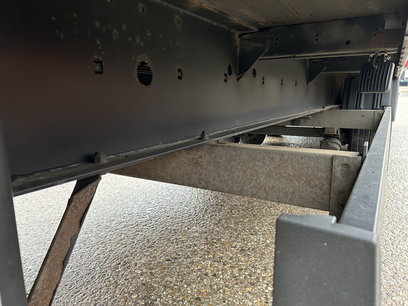 نصف مقطورة صندوق مغلق Krone Dry Liner / Box / Loadlift 2000 kg / APK TUV 04-26: صورة 16