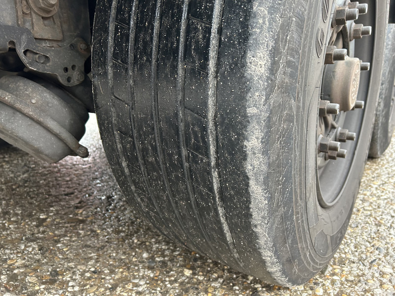 نصف مقطورة صندوق مغلق Krone Dry Liner / Box / Loadlift 2000 kg / APK TUV 04-26: صورة 8