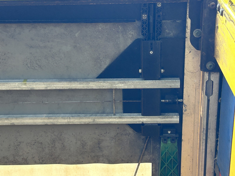 Krone Profi Liner / Schuifzeil / Kooi Aap / Stuur + Liftas / APK 05-26 - نصف مقطورة ستارة: صورة 4 Krone Profi Liner / Schuifzeil / Kooi Aap / Stuur + Liftas / APK 05-26 - نصف مقطورة ستارة: صورة 4