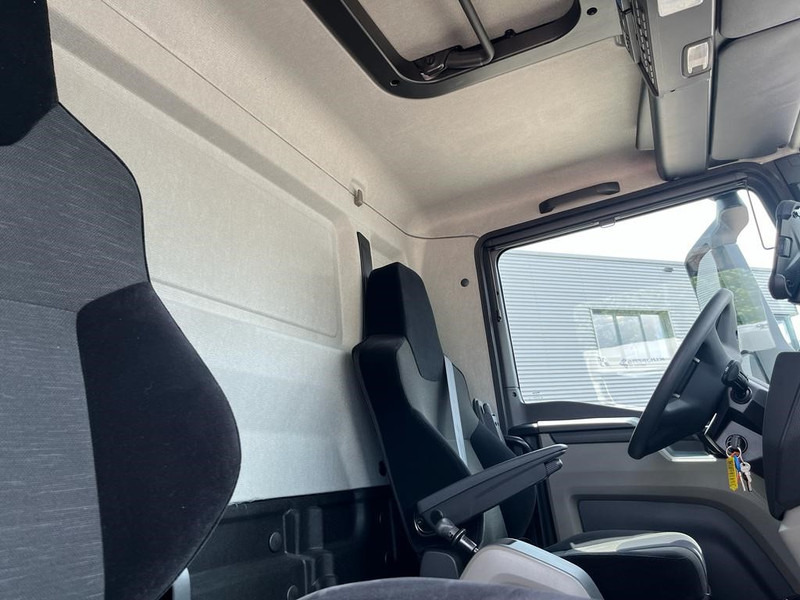 MAN TGM 18.250 / Carrier Koeler -30 gr / Chereau Frigobox / Laadklep / APK 06-26 - شاحنة الفريزر: صورة 5 MAN TGM 18.250 / Carrier Koeler -30 gr / Chereau Frigobox / Laadklep / APK 06-26 - شاحنة الفريزر: صورة 5