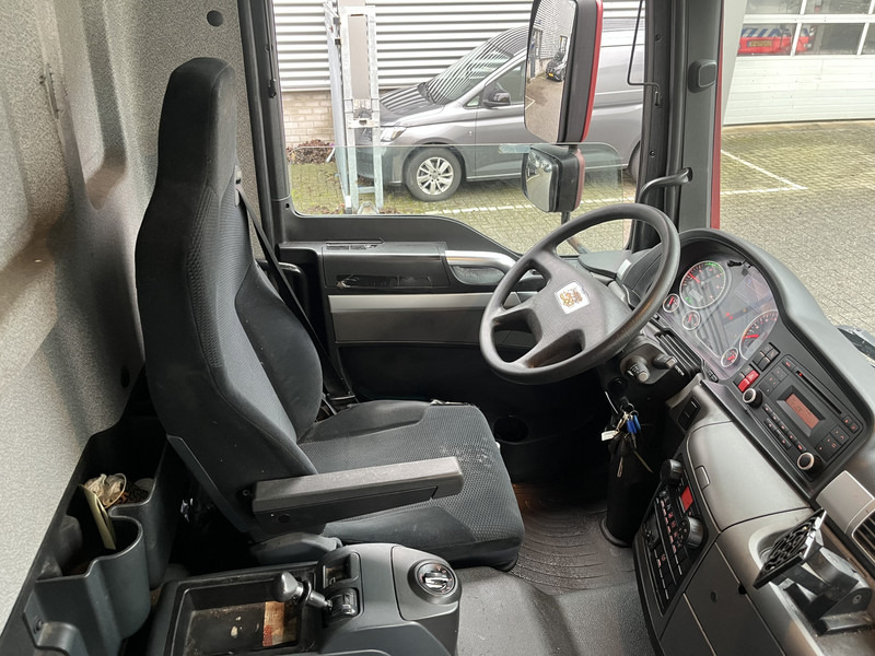 MAN TGM 18.250 Euro 6 / 18 Ton / 639 dkm / Box / Loadlift / APK TUV 12-25 - شاحنة مقفلة: صورة 3 MAN TGM 18.250 Euro 6 / 18 Ton / 639 dkm / Box / Loadlift / APK TUV 12-25 - شاحنة مقفلة: صورة 3