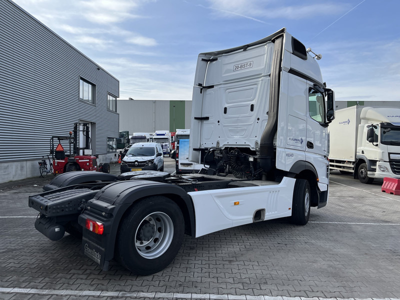 Mercedes-Benz Actros 1842 Gigaspace / 298 km / Full Spoiler / NL truck - وحدة جر: صورة 2 Mercedes-Benz Actros 1842 Gigaspace / 298 km / Full Spoiler / NL truck - وحدة جر: صورة 2