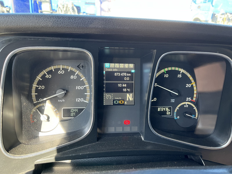 Mercedes-Benz Actros 1842 Streamspace / 873 dkm / 2 Tanks / NL Truck - وحدة جر: صورة 4 Mercedes-Benz Actros 1842 Streamspace / 873 dkm / 2 Tanks / NL Truck - وحدة جر: صورة 4