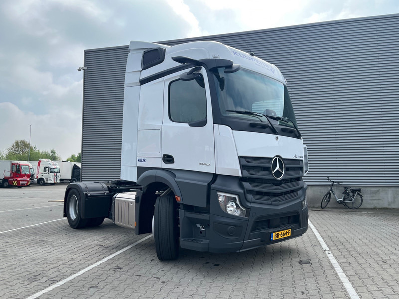 Mercedes-Benz Actros 1940 Streamspace / NL truck - وحدة جر: صورة 1 Mercedes-Benz Actros 1940 Streamspace / NL truck - وحدة جر: صورة 1